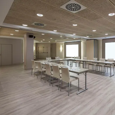 Nh Iruña Park 4* Pamplona