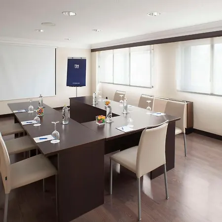 Nh Iruña Park Hotel Pamplona