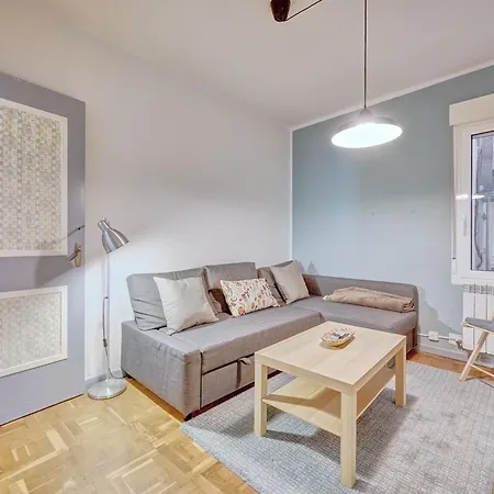 Dormitaleria By Clabao Apartment Pamplona