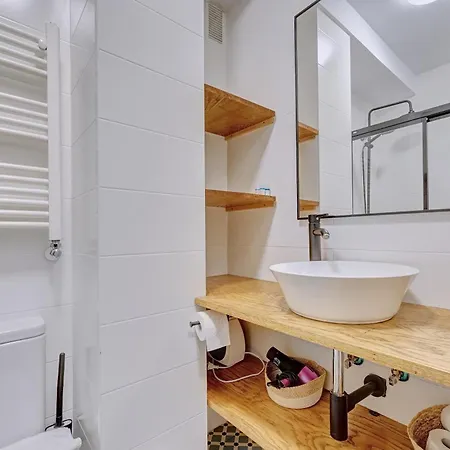 Dormitaleria By Clabao * Pamplona