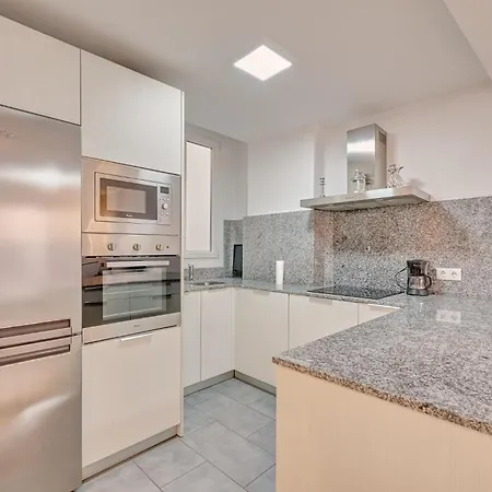 Zure Etxea By Clabao Apartment Pamplona