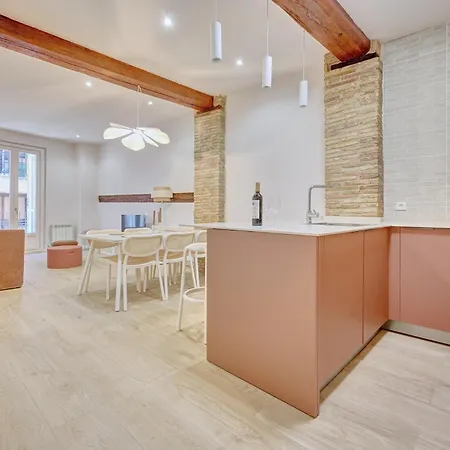 Tothom By Clabao Apartment