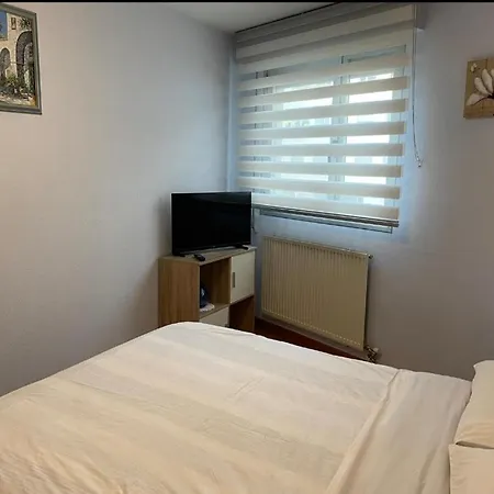 Pamplona Room