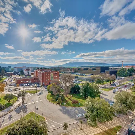 Mendebaldea Hospitales Premium Apartamento Pamplona