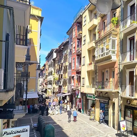Magnifico En El Centro De * Pamplona