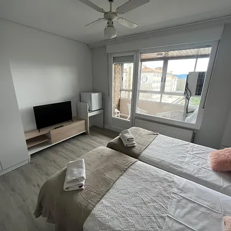 Luzia - Optional Auto Check-in Guest house Pamplona