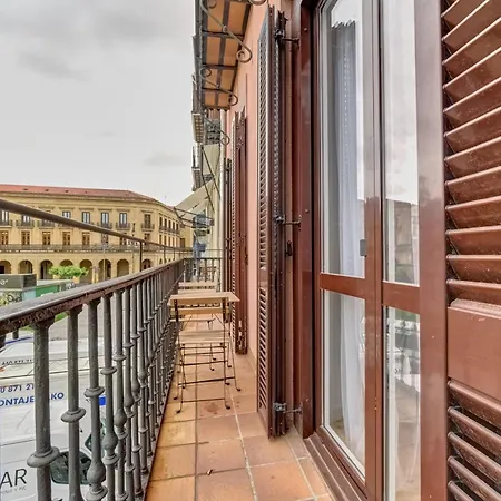 Castillo 31 By Clabao Apartment Pamplona