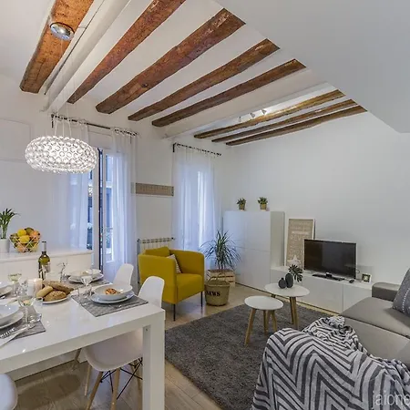 Apartment Center *