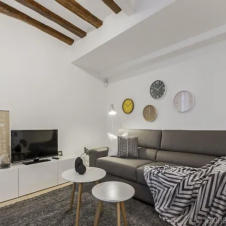 Center Apartment