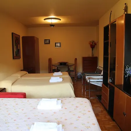 Acella * Pamplona