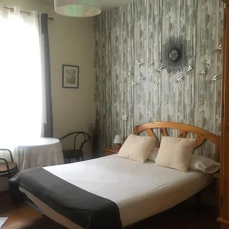 Casa de hóspedes Leyre *