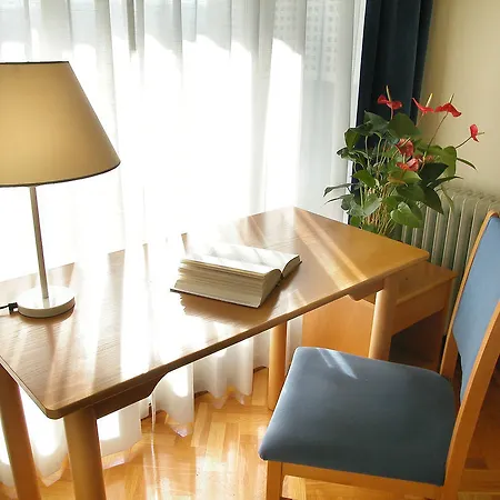 Sercotel Mirasierra Apartahotel 3*