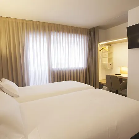 A Hotel 2*
