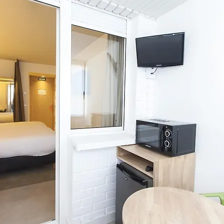 A Hotel 2*