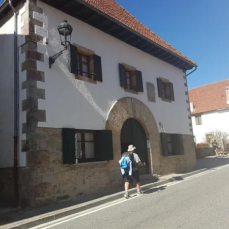 Casa Rural Errebesena * Pamplona