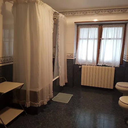 Casa Rural Errebesena Bed & Breakfast *