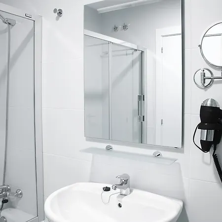 Apartamentos Pamplona 2* Pamplona