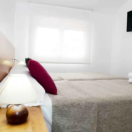 Apartamentos Pamplona 2* Pamplona