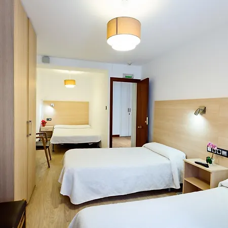 Casa Otano 2* Pamplona