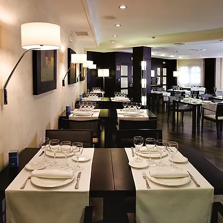 Nh Iruña Park 4* Pamplona