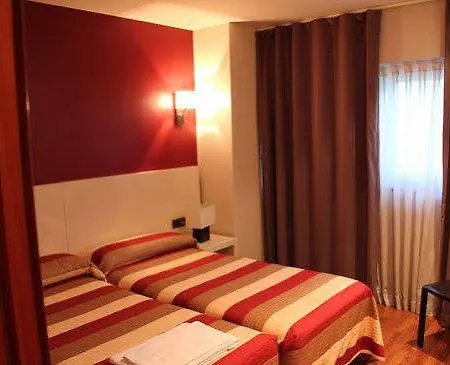 Apartahotel Ah San Fermín Pamplona