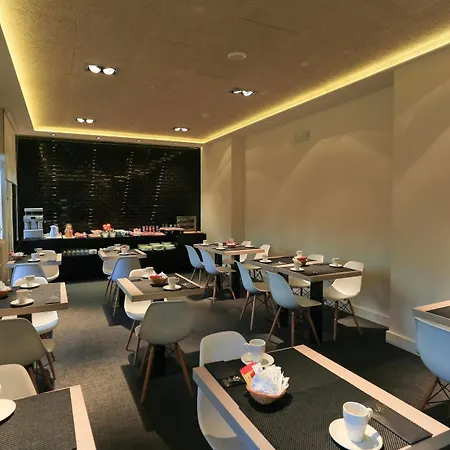 Hotel Habitus Leyre Pamplona