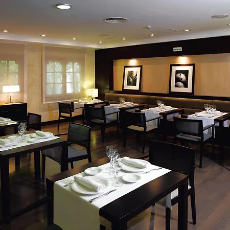 Nh Iruña Park Hotel Pamplona