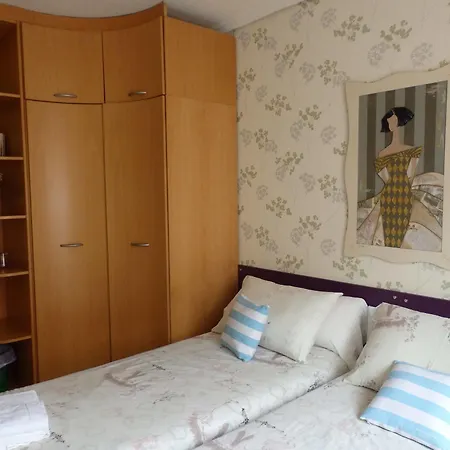 Apartahotel Iruña *