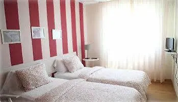 Inn Estela *