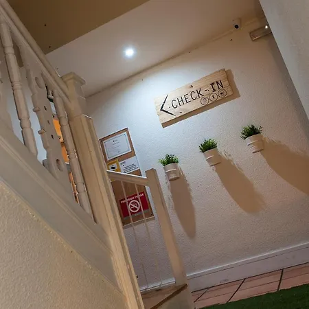 El Camino Urban Guest house