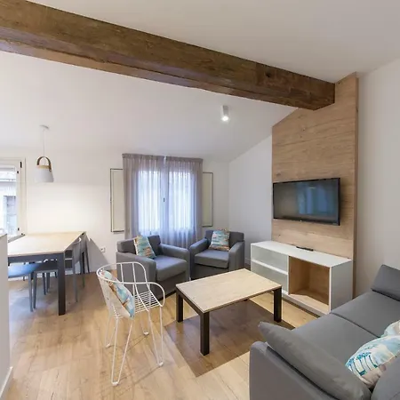 Apartamento Antique Tres Reyes Pamplona