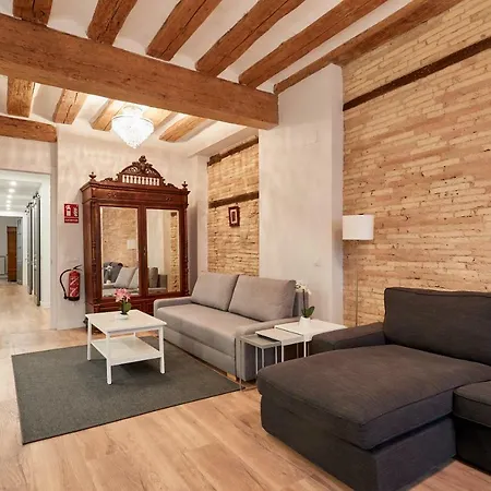Apartment El Roblon De La Estafeta