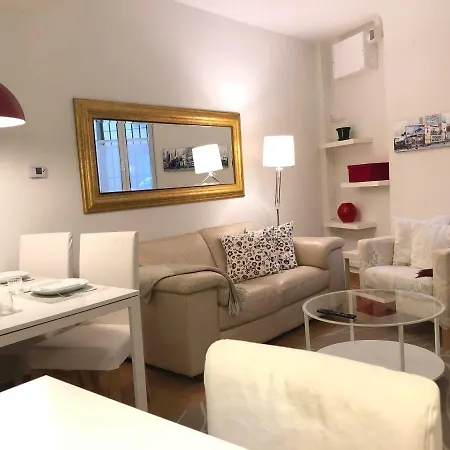 Apartamento Calle Dormitaleria, Apartamento *