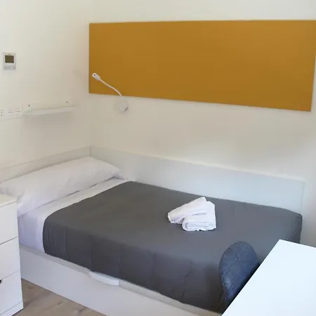 Residencia Francisco Bergamin * Pamplona