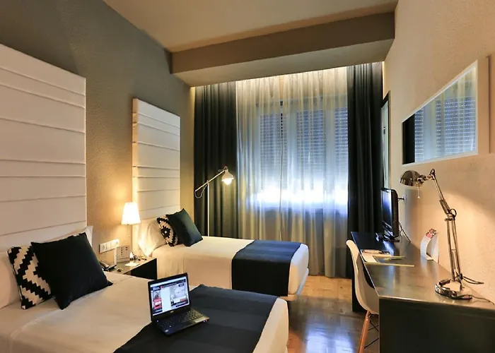 Habitus Hotel Leyre Pamplona foto